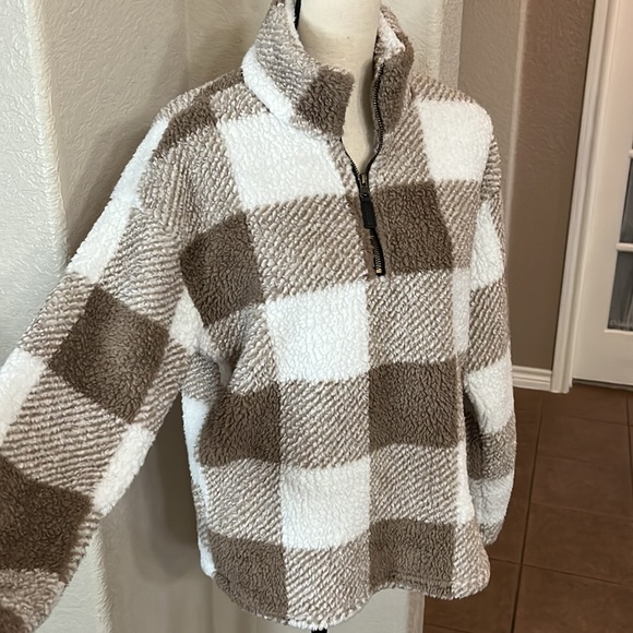 Teddy pullover tan plaid squares half zip jacket - Picture 4 of 17